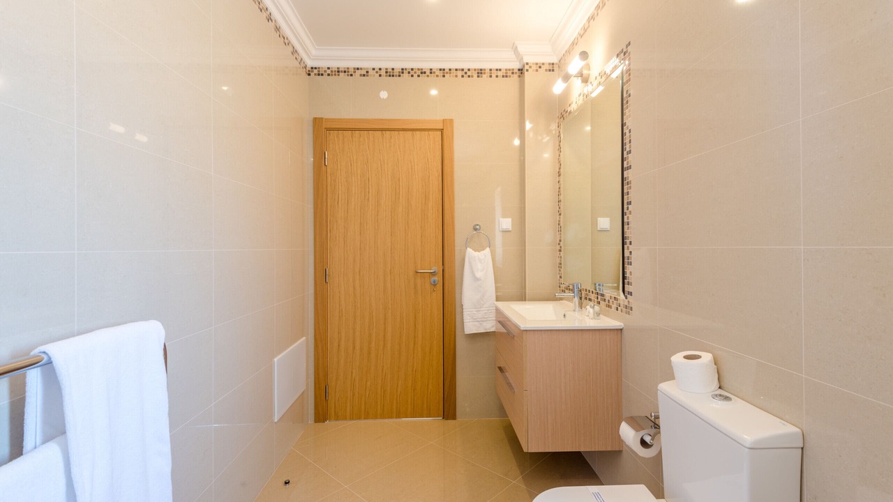 Photo of Bathroom in Atalaia