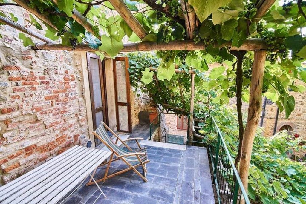 Photo of Patio Balcony in Castelnuovo di Val di Cecina