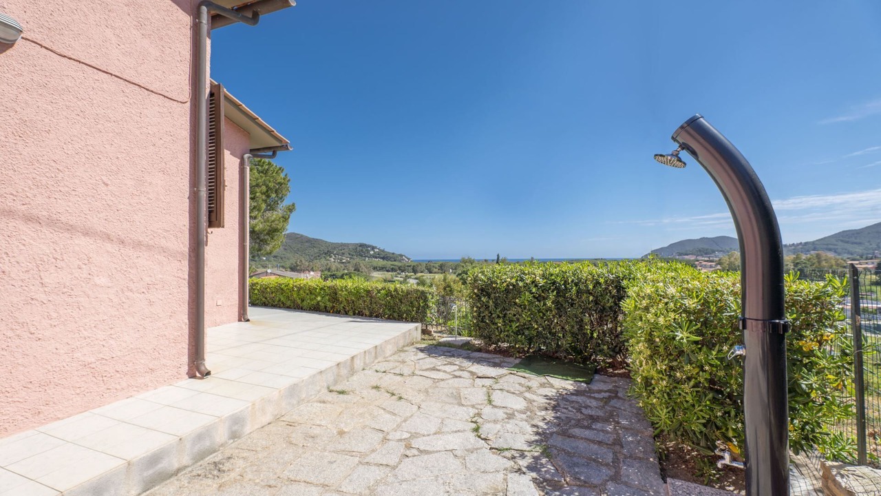 Photo of Patio Balcony in Campo nell'Elba