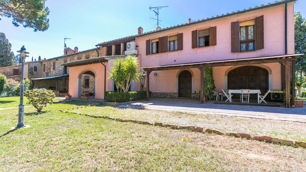 Photo of Others in Suvereto