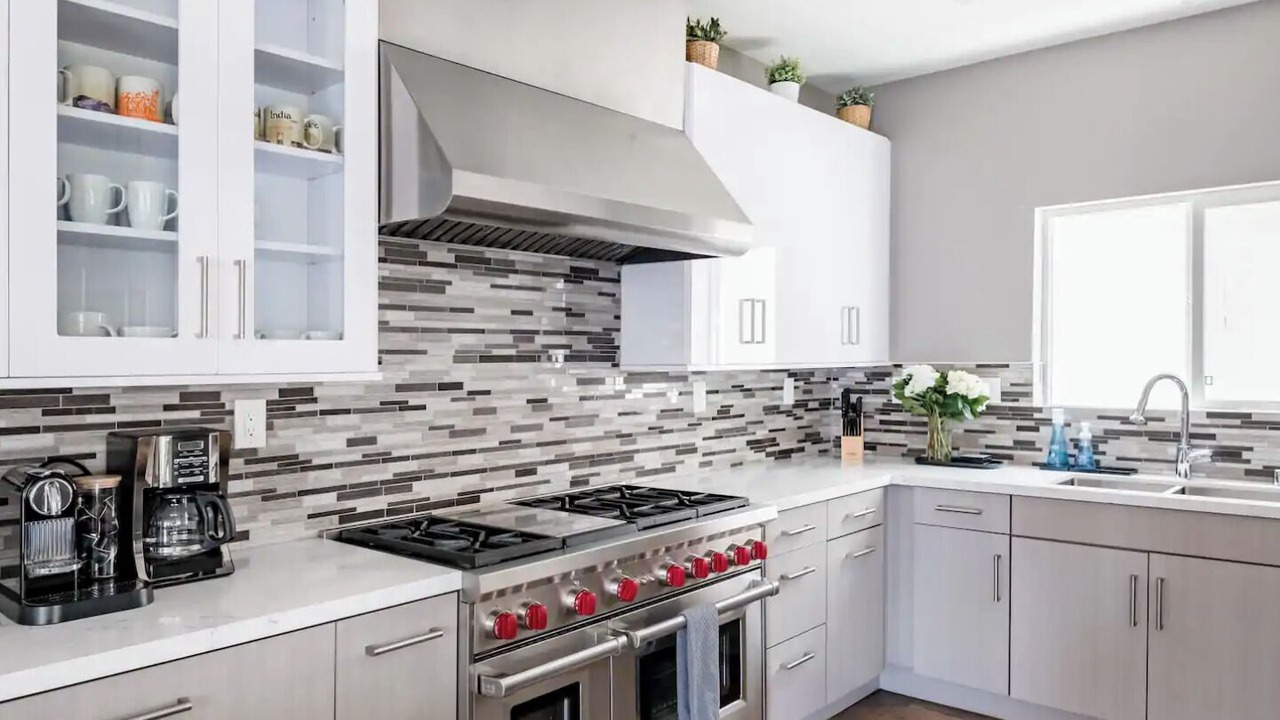 Photo of Kitchen in Hollywood Hills