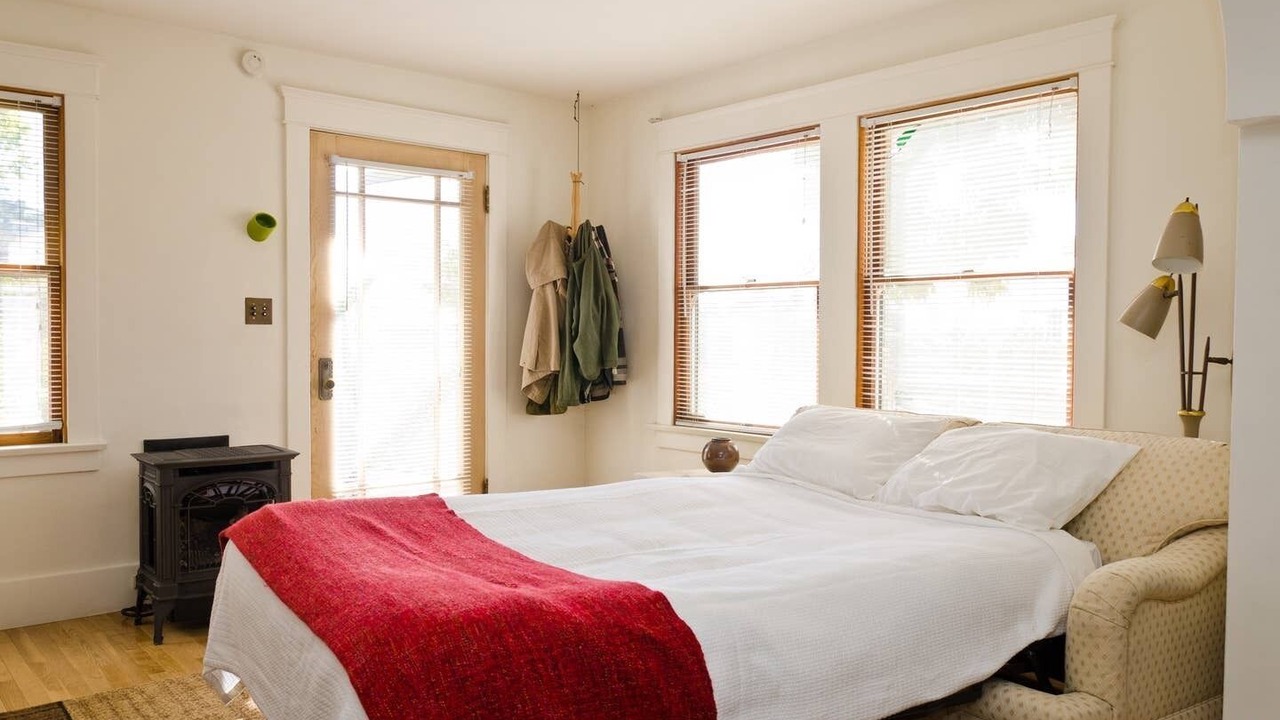 Photo of Bedroom in Elysian Heights