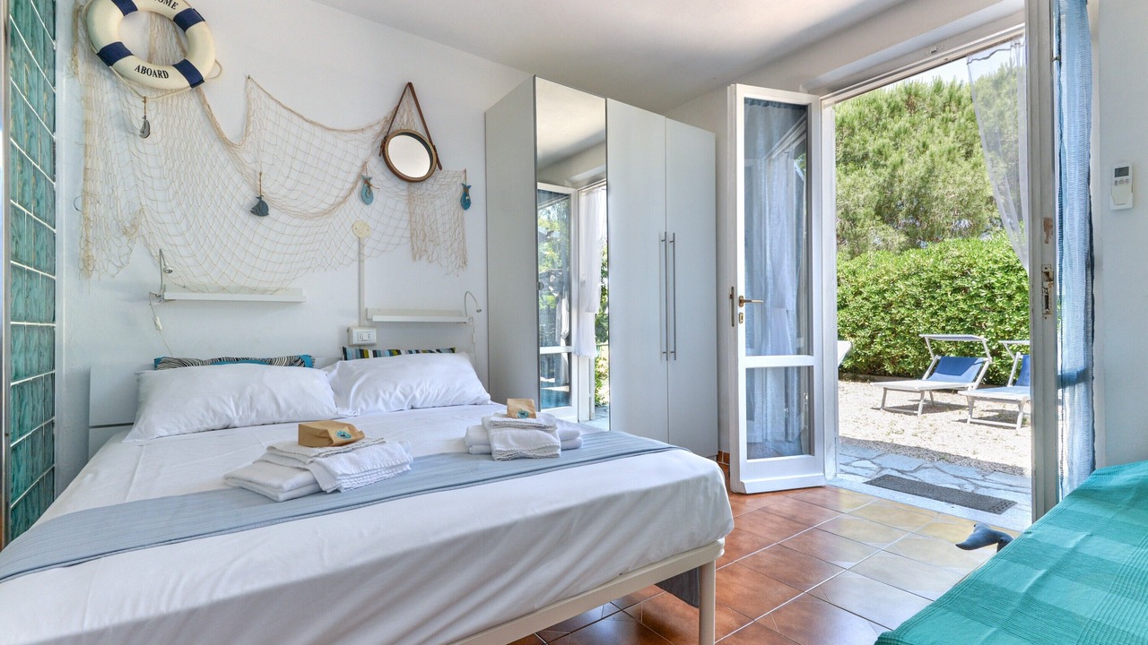 Photo of Bedroom in Lacona