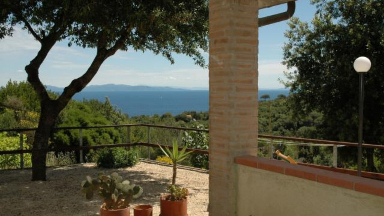 Photo of Outdoor in Naregno