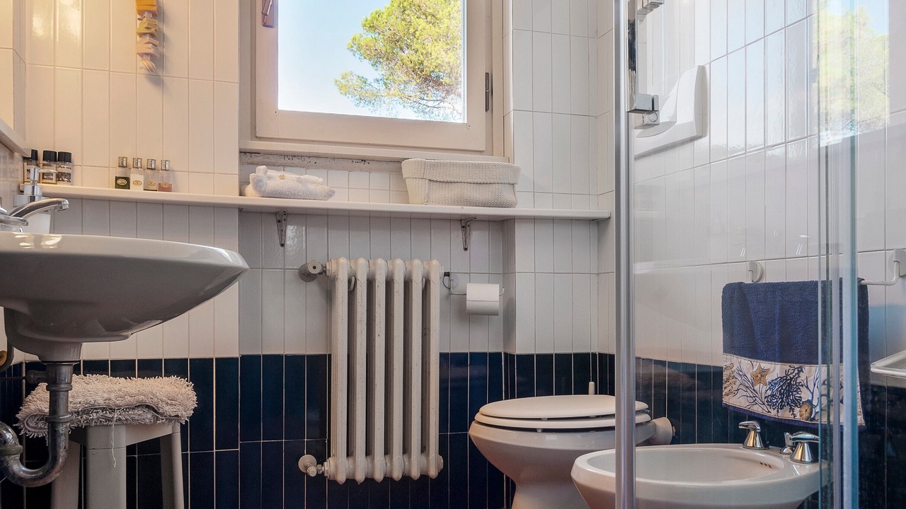 Photo of Bathroom in Portoferraio