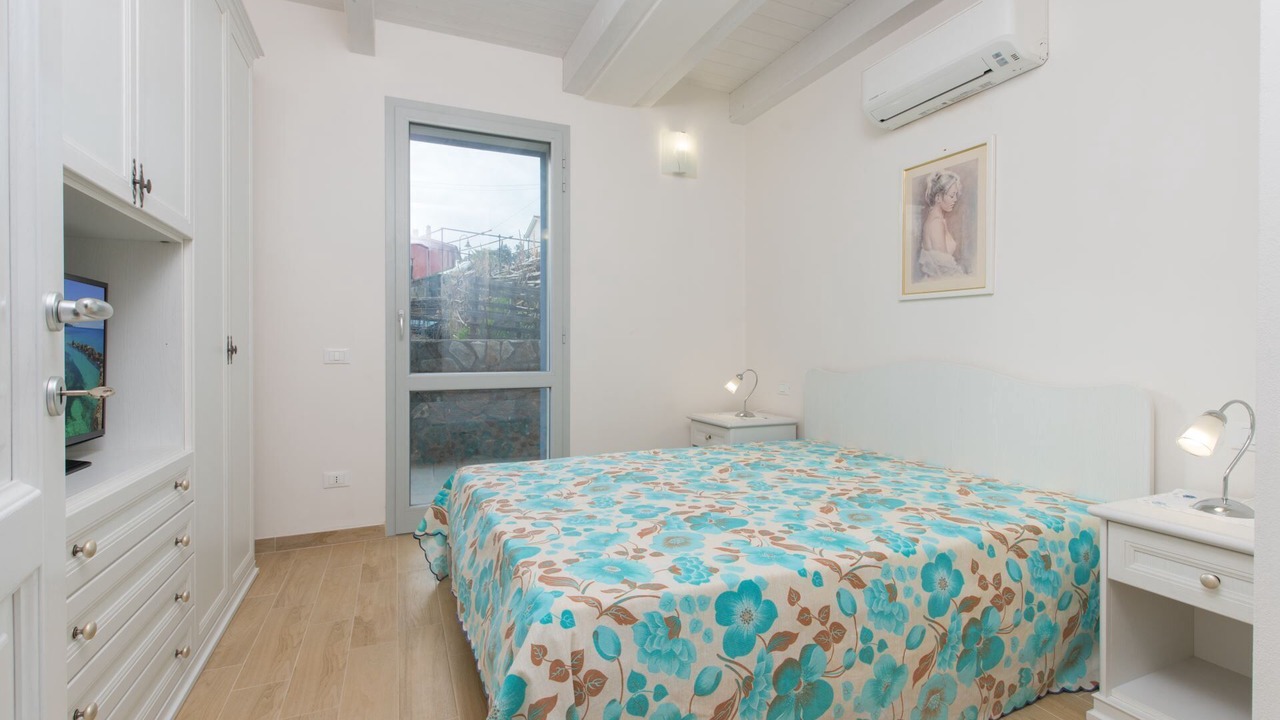 Photo of Bedroom in Pomonte
