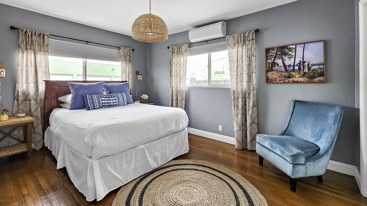 Photo of Bedroom in Washington Culver