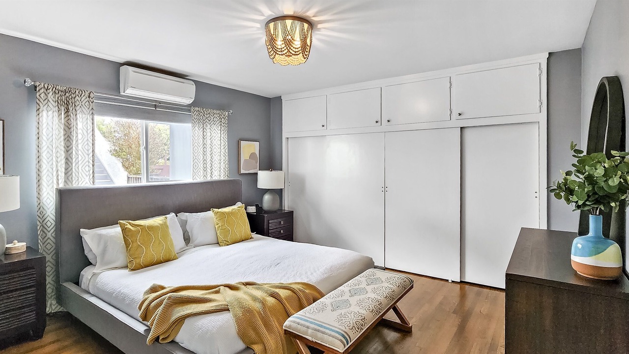 Photo of Bedroom in Washington Culver