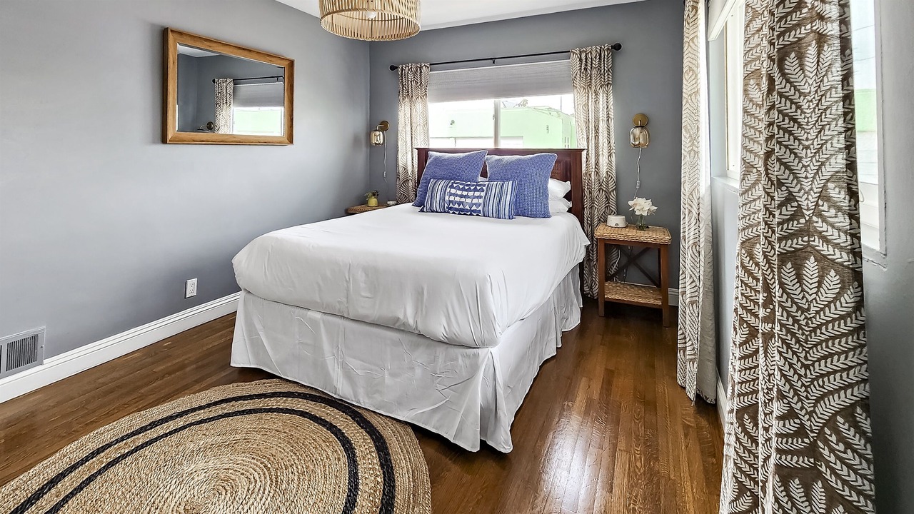 Photo of Bedroom in Washington Culver