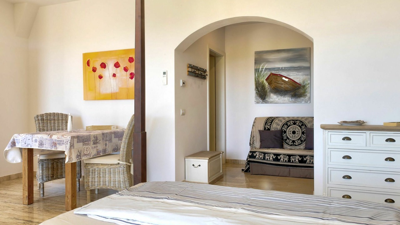 Photo of Bedroom in Lacona