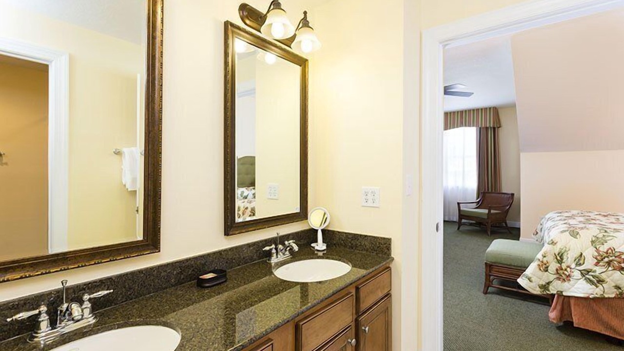 Photo of Bathroom in Reunion