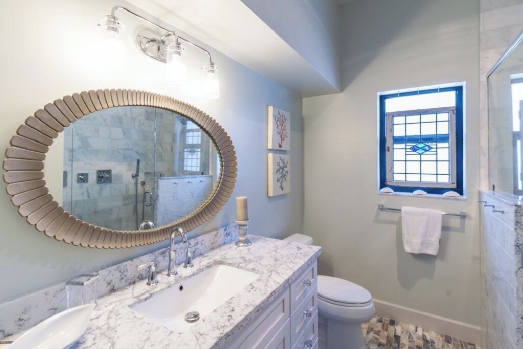 Photo of Bathroom in Coury