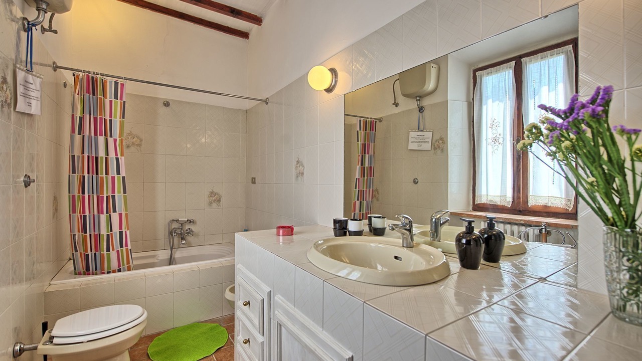 Photo of Bathroom in Terranuova Bracciolini