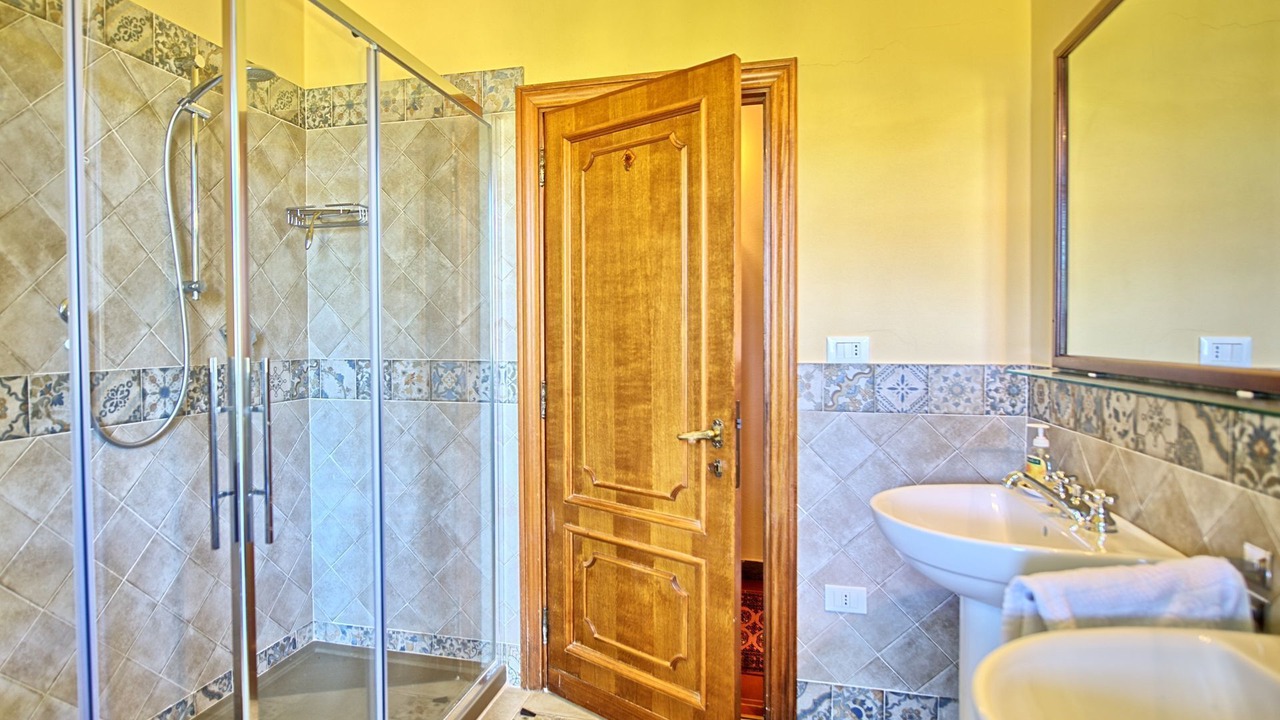 Photo of Bathroom in Ambra