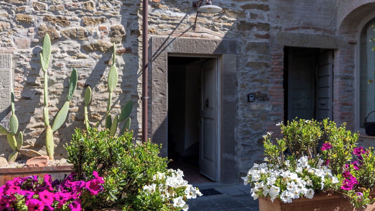Photo of Outdoor in Camucia