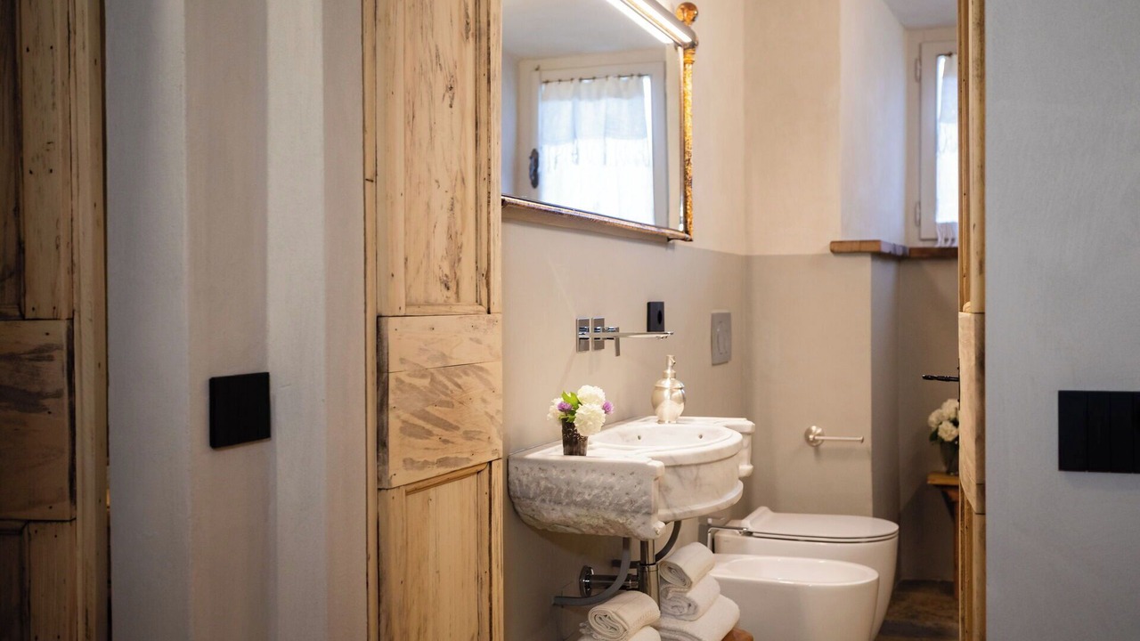 Photo of Bathroom in Cortona