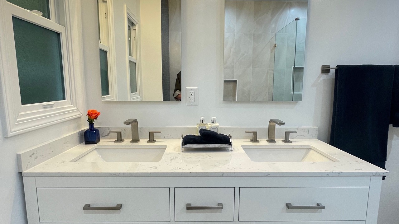Photo of Bathroom in Beverly Grove