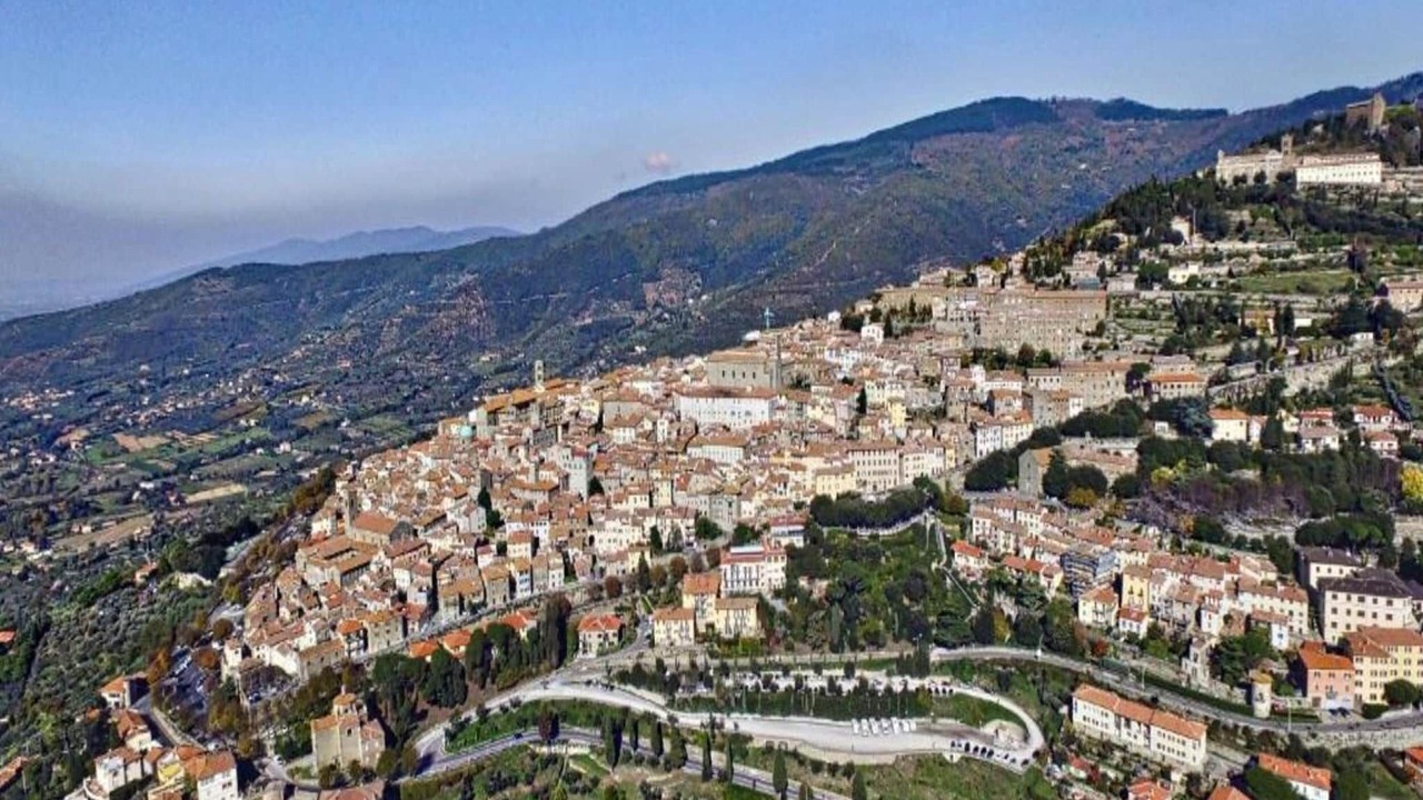 Photo of Others in Ossaia