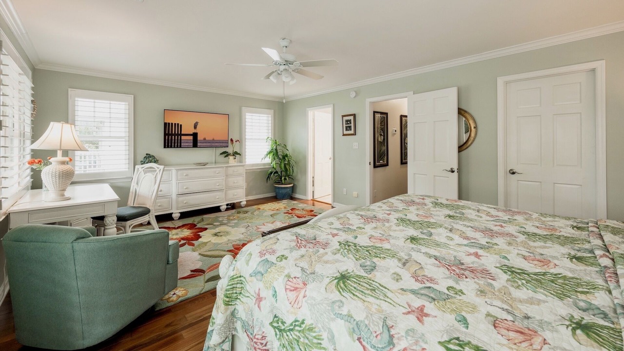 Photo of Bedroom in Truman Annex