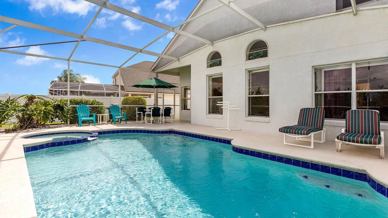 Photo of Outdoor in Lake Davenport Estates