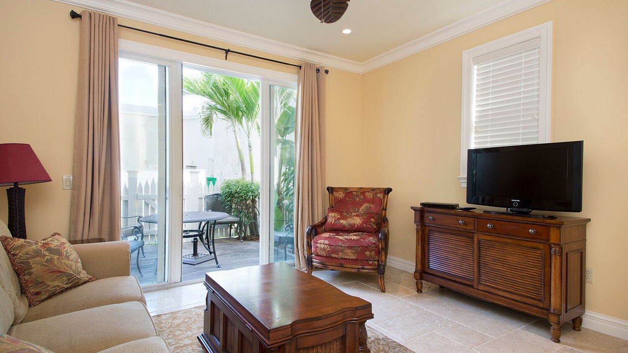 Photo of Livingroom in Truman Annex