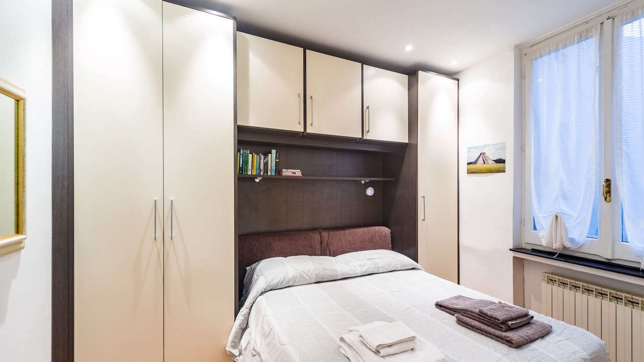 Photo of Bedroom in Genoa Historical Centre