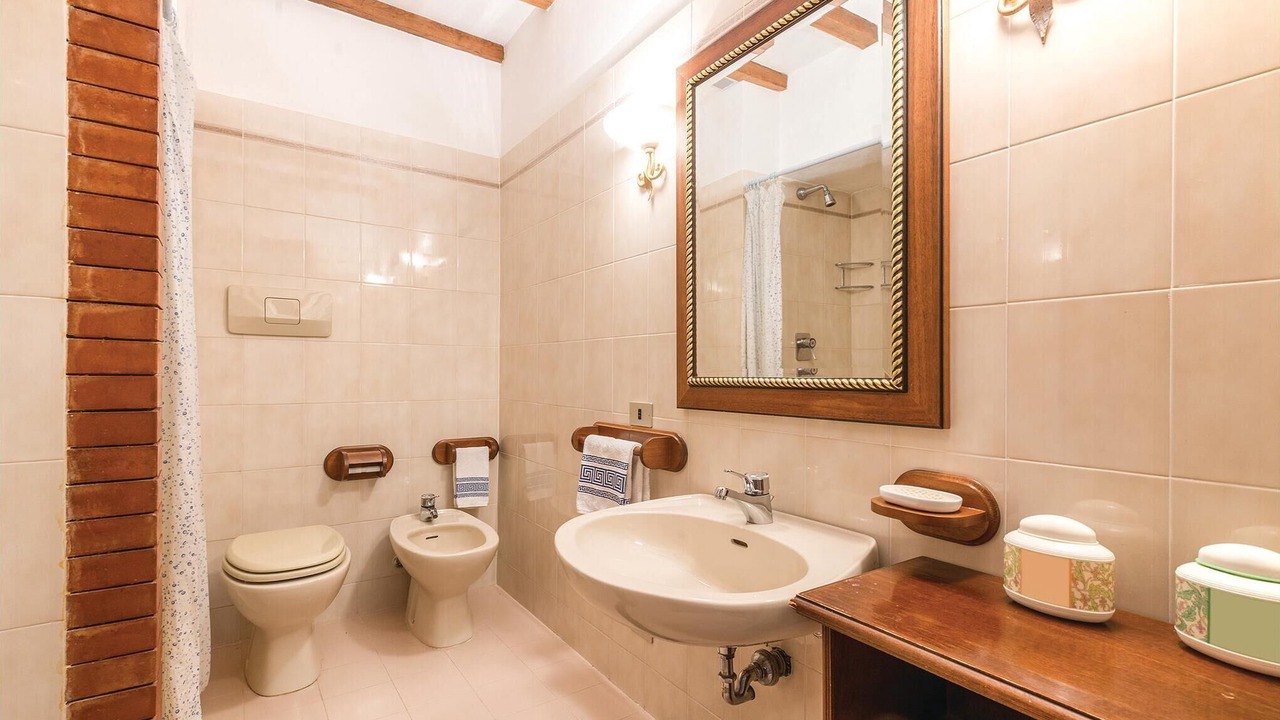 Photo of Bathroom in Avigliano Umbrio