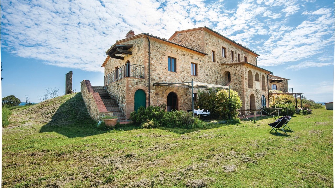 Photo of Others in Volterra