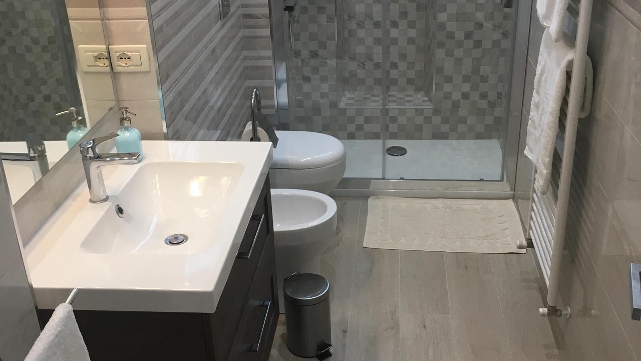 Photo of Bathroom in La Spezia Historic Centre