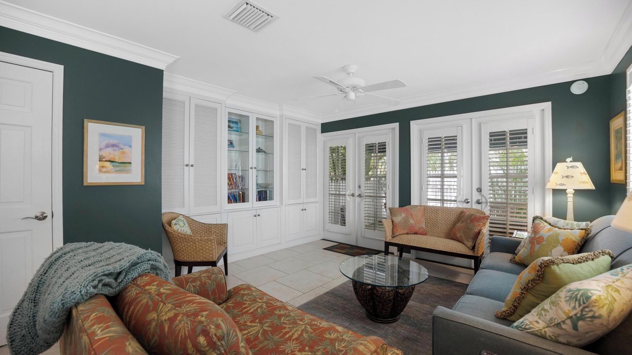 Photo of Livingroom in Bahama Village