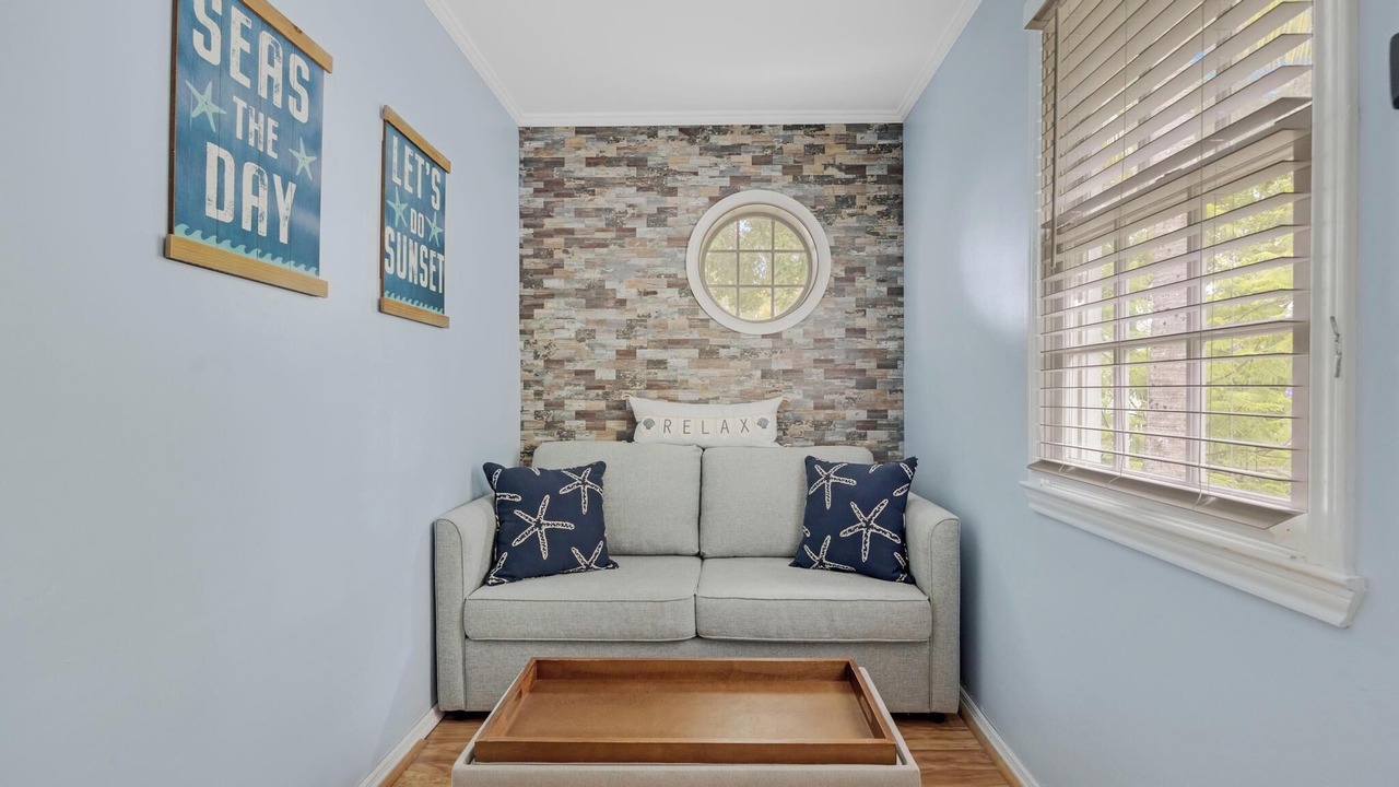 Photo of Livingroom in Truman Annex