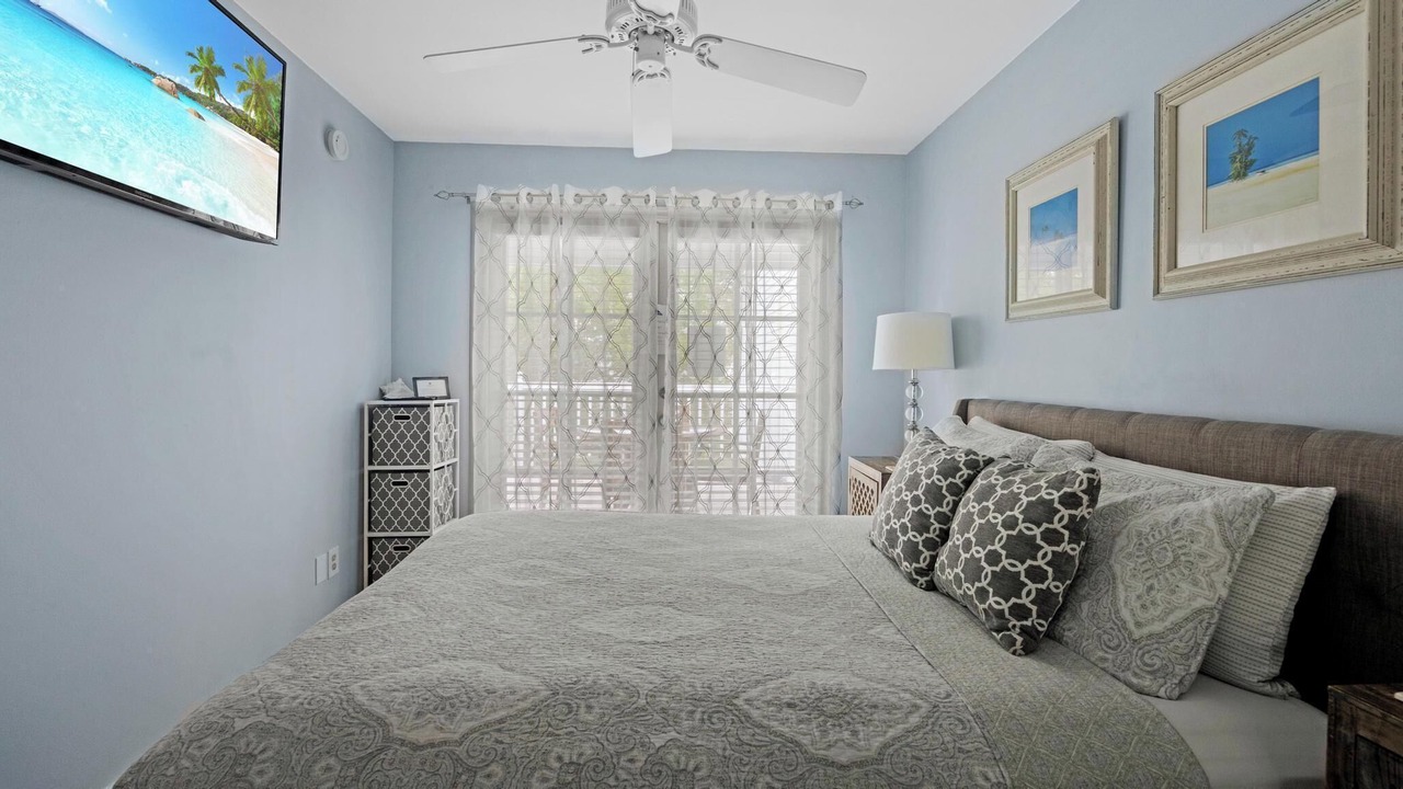 Photo of Bedroom in Truman Annex