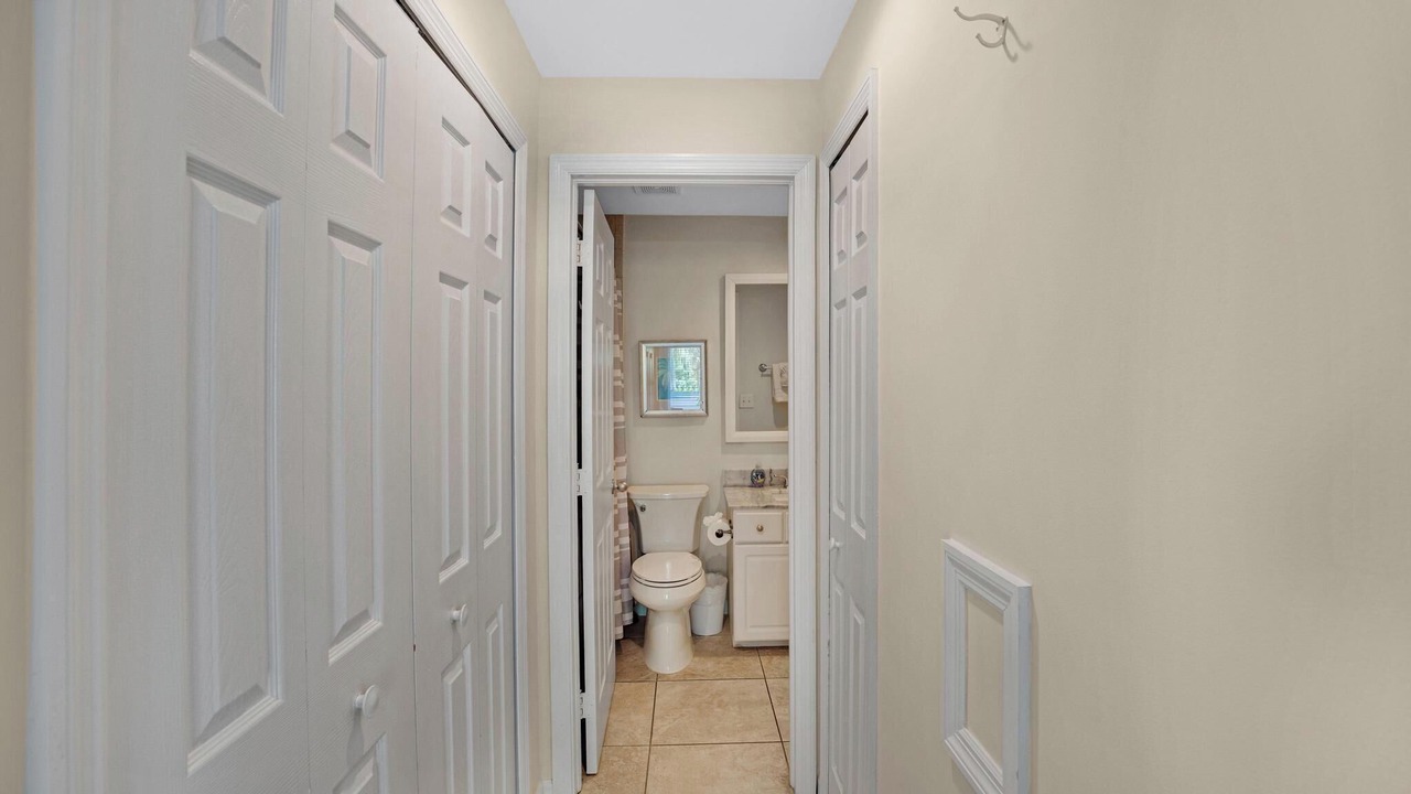 Photo of Bathroom in Truman Annex