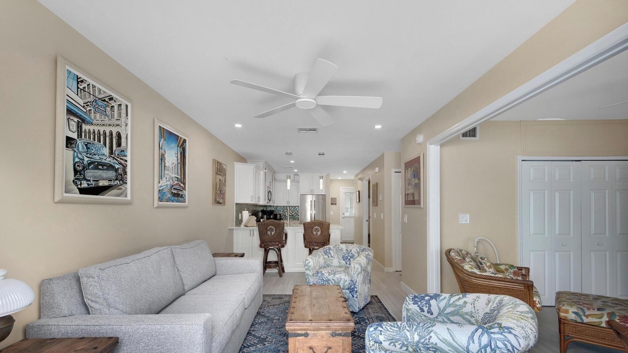 Photo of Livingroom in Truman Annex