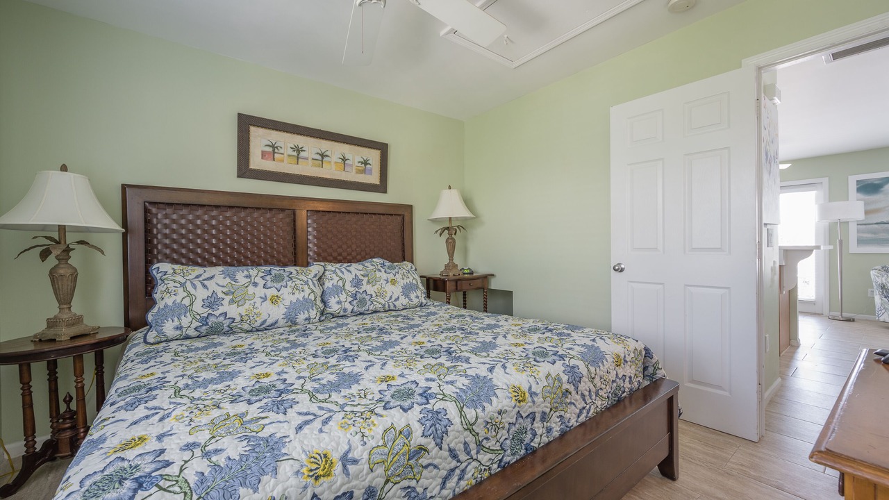 Photo of Bedroom in Truman Annex