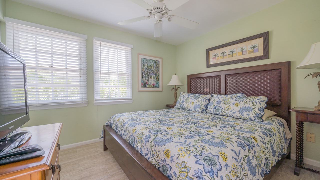 Photo of Bedroom in Truman Annex