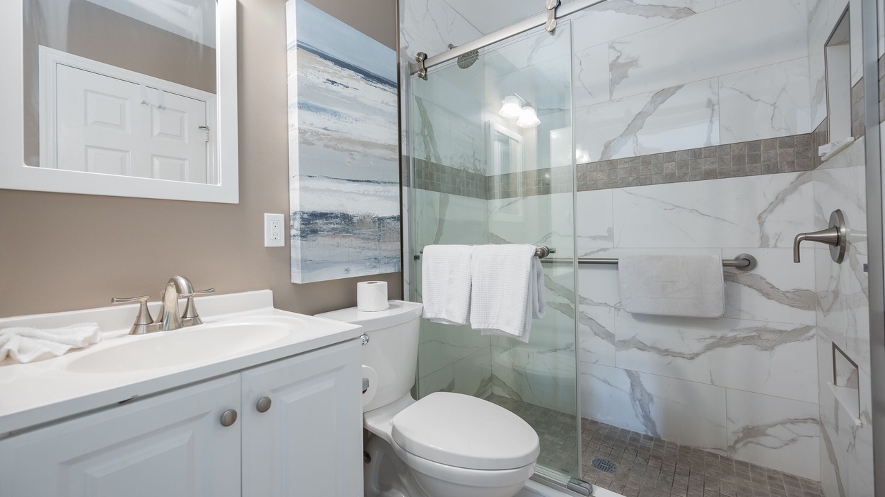 Photo of Bathroom in Truman Annex