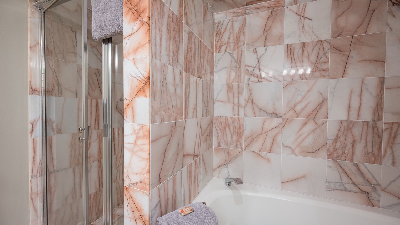 Photo of Bathroom in Truman Annex