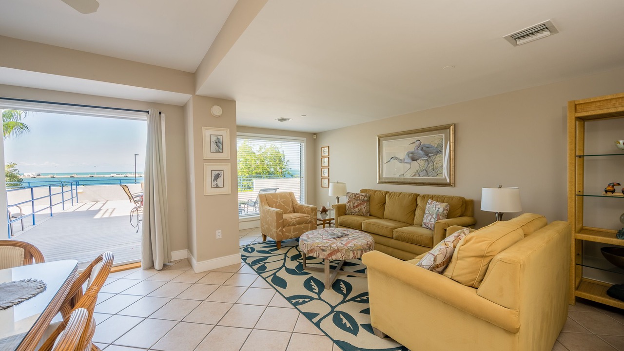 Photo of Livingroom in Truman Annex