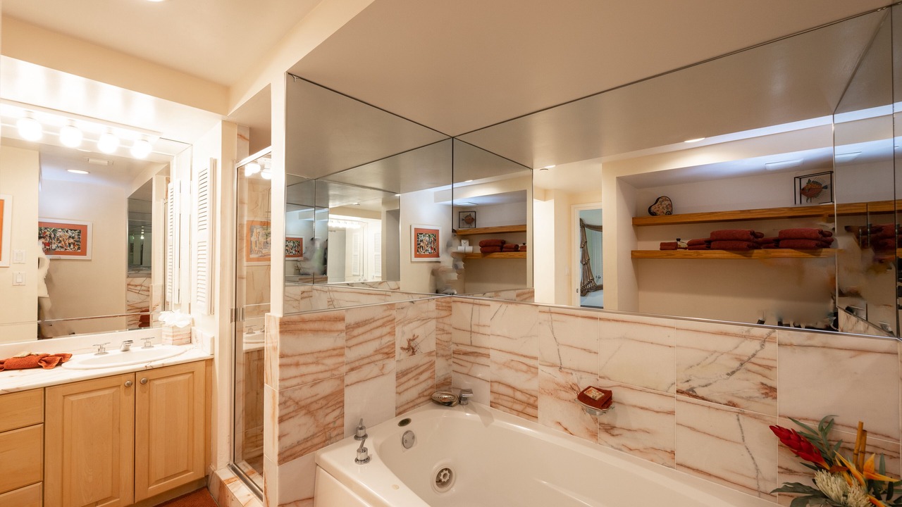 Photo of Bathroom in Truman Annex