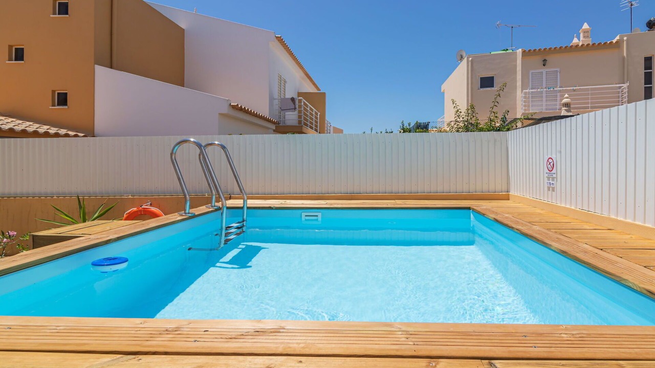 Photo of Outdoor in Pera