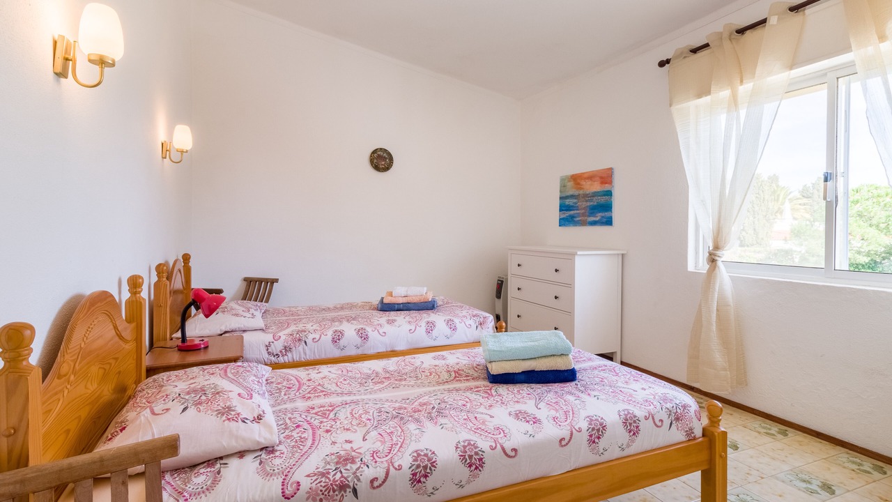 Photo of Bedroom in Vale de Centianes