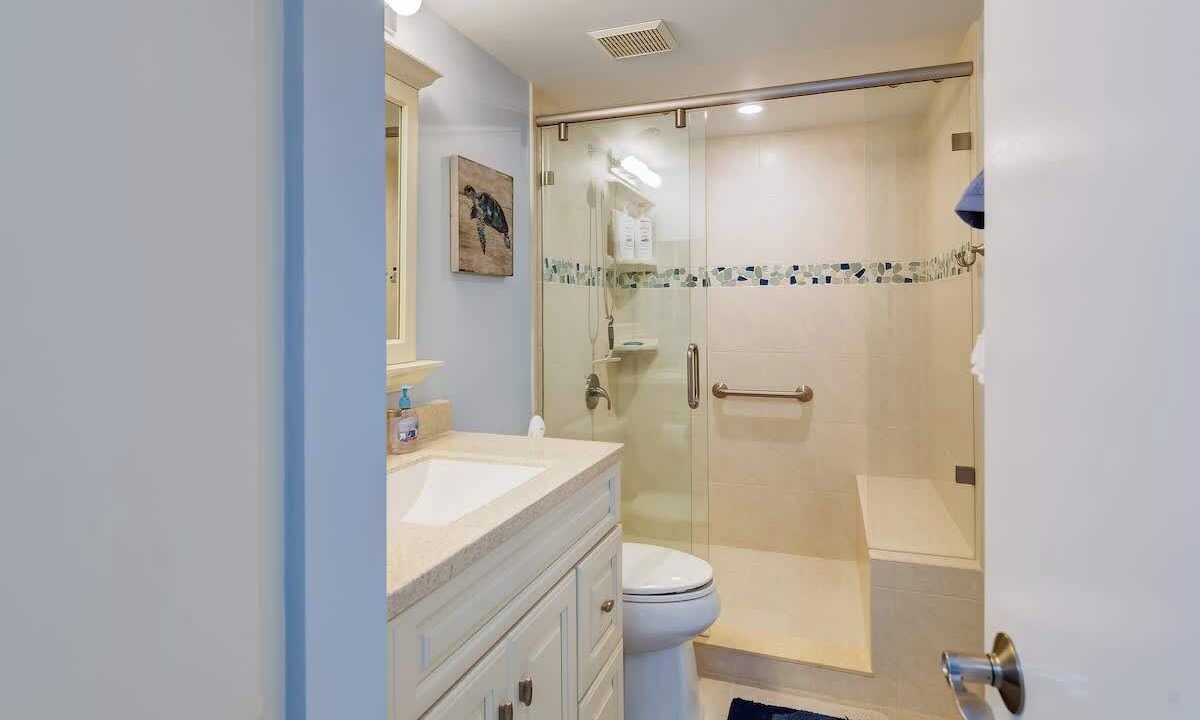Photo of Bathroom in Tavernier