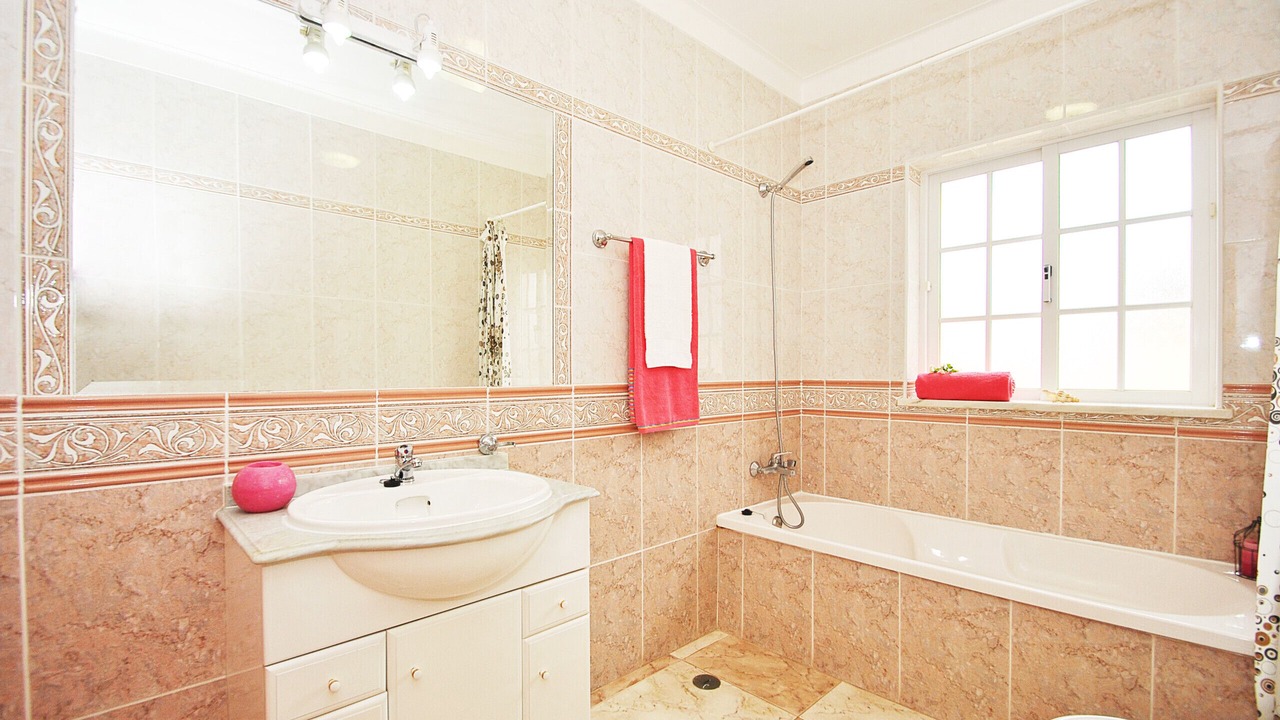 Photo of Bathroom in Castelo