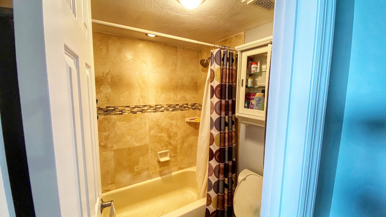 Photo of Bathroom in Islamorada