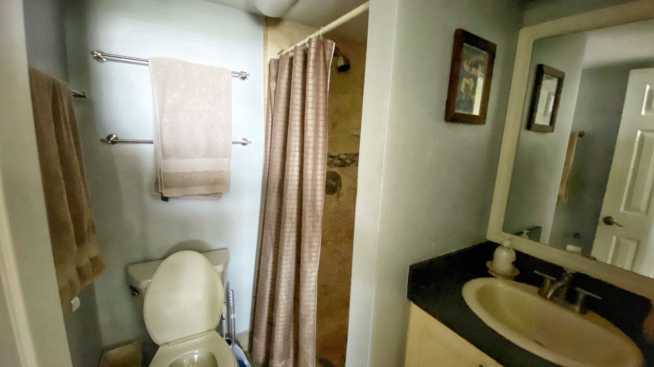 Photo of Bathroom in Islamorada