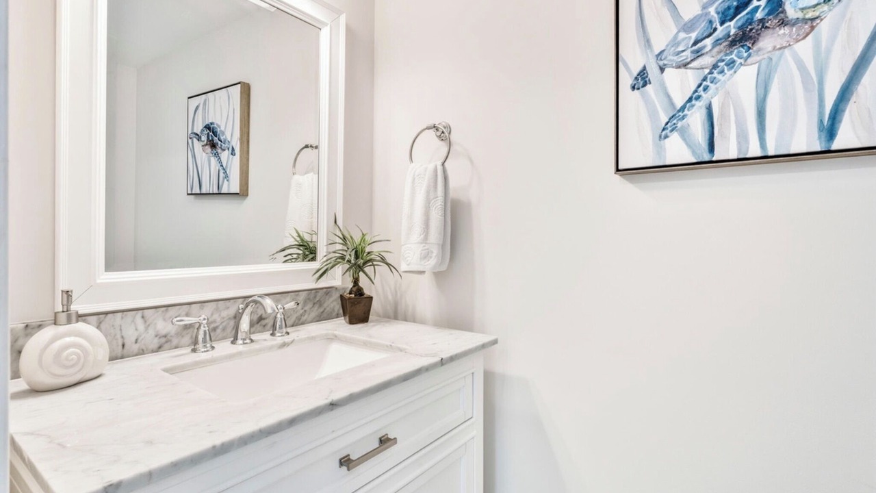 Photo of Bathroom in Islamorada