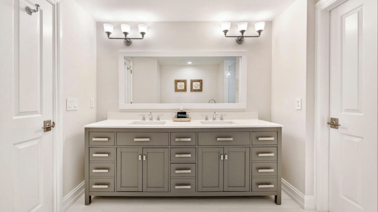 Photo of Bathroom in Islamorada