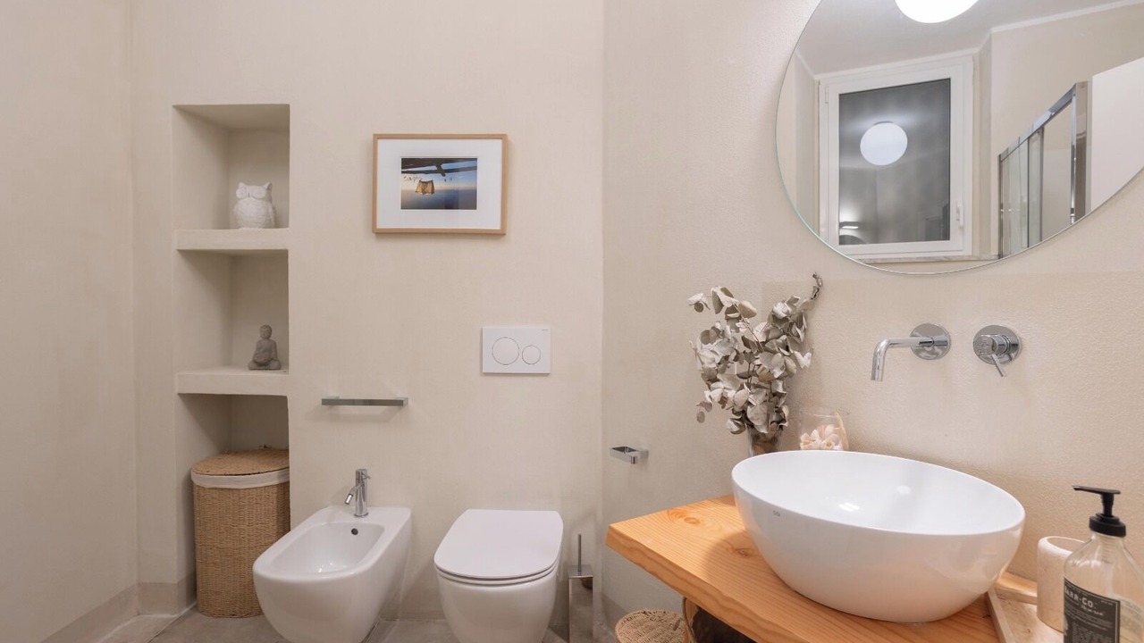 Photo of Bathroom in Paraggi