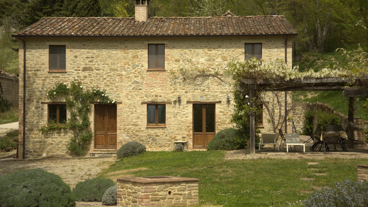 Photo of Others in Montone